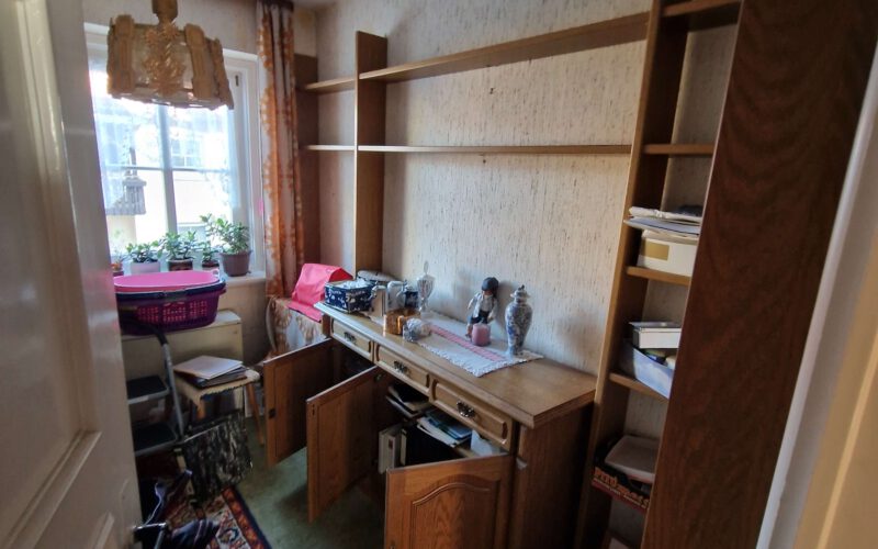 Zimmer vor der Entrümpelung in Giebelstadt